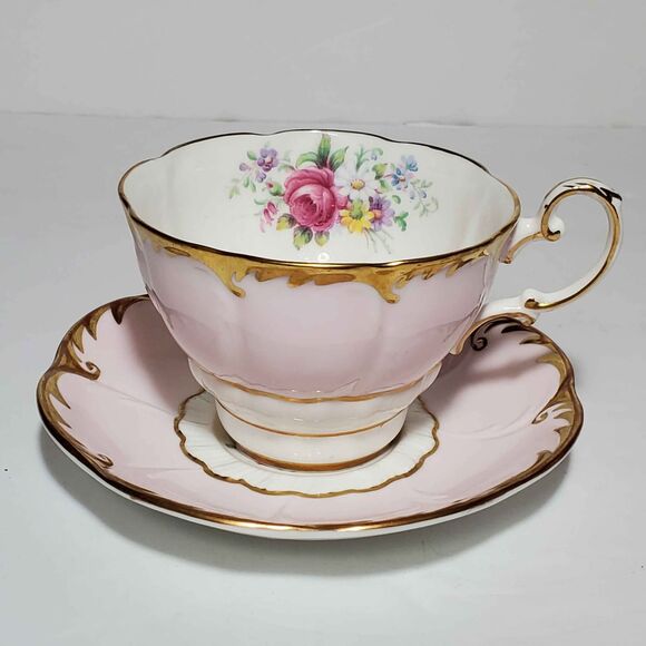 Paragon Teacup and Saucer Pink Floral Vintage - Picture 2 of 10